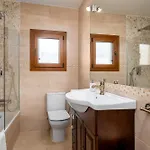 Mariposa Villa